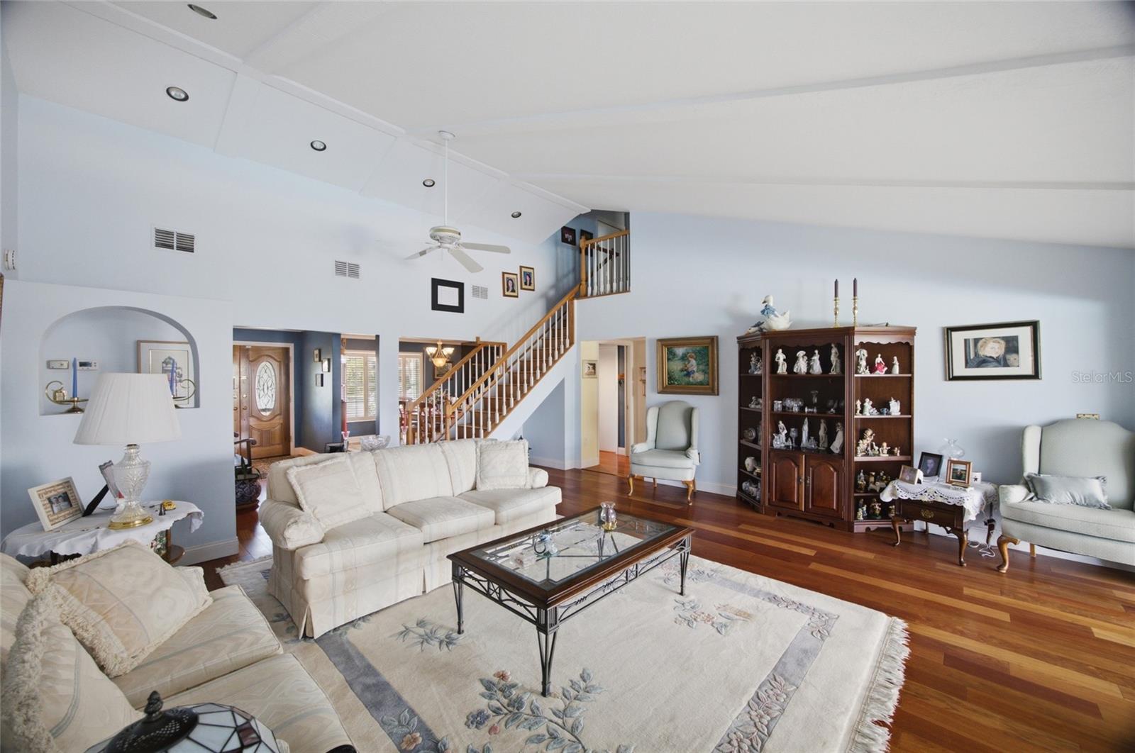 BAYWAY ISLES - Residential