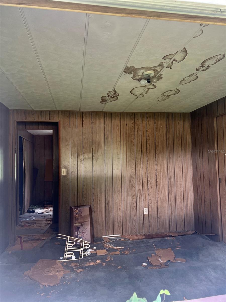 UNPLATTED - Residential
