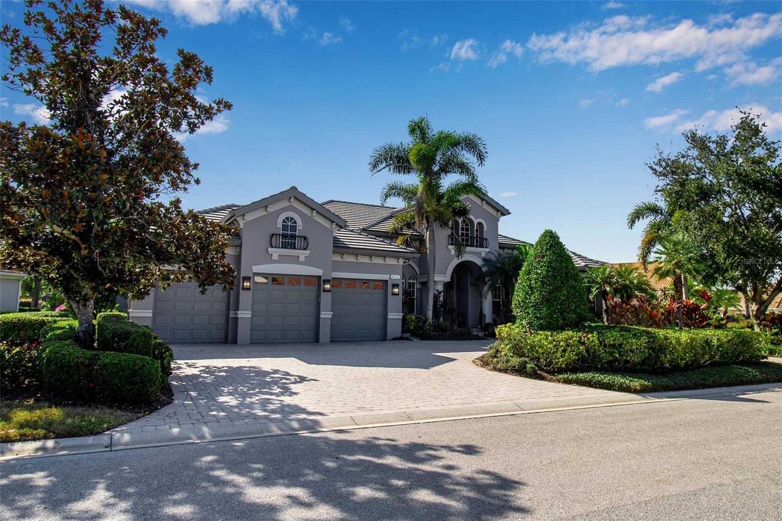 LAKEWOOD RANCH COUNTRY CLUB VILLAGE J - Residential