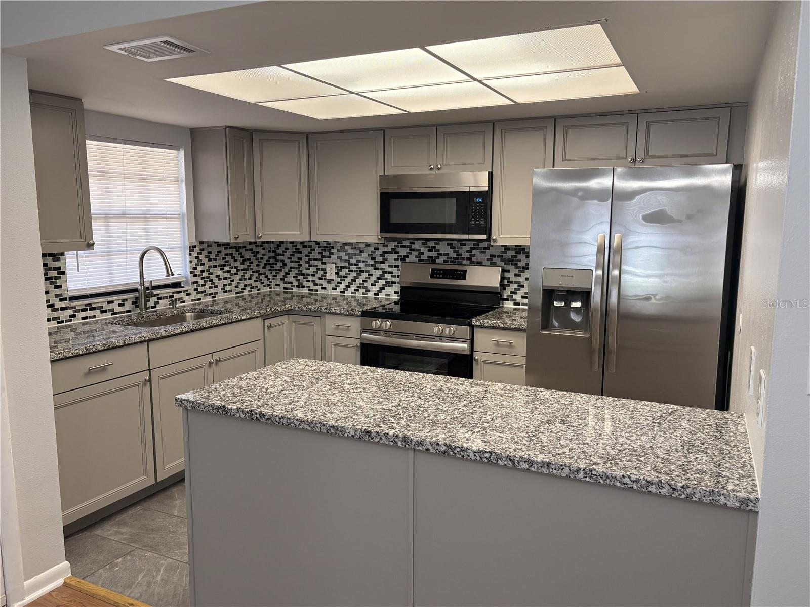 ASHFORD GREEN CONDO - Residential