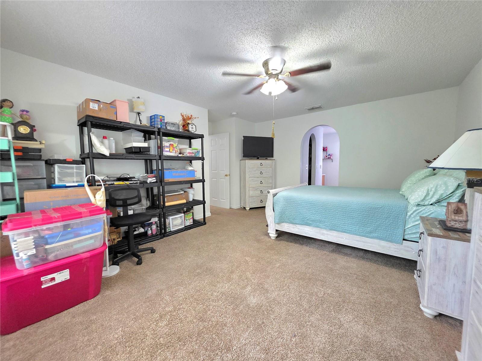 SPRING HILL - Residential