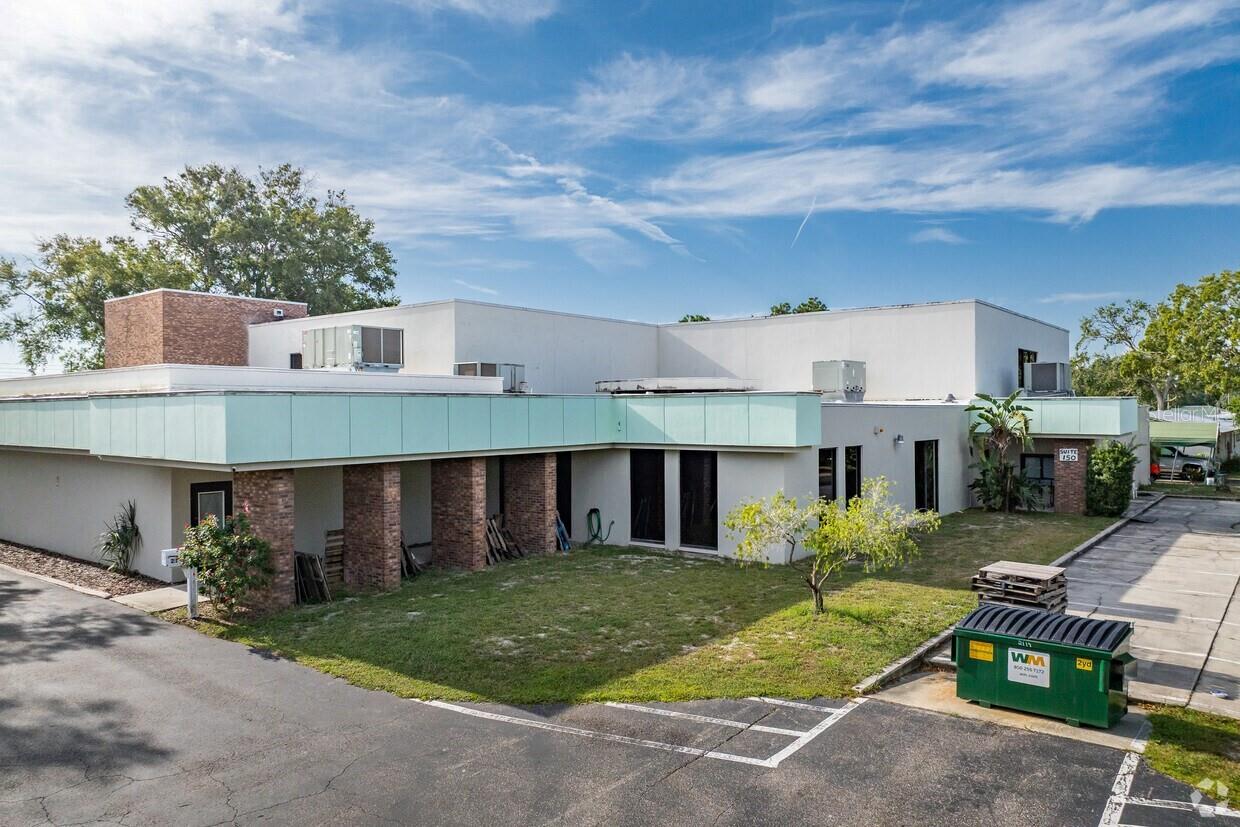 TAMPA & TARPON SPGS LAND CO - Commercial Sale