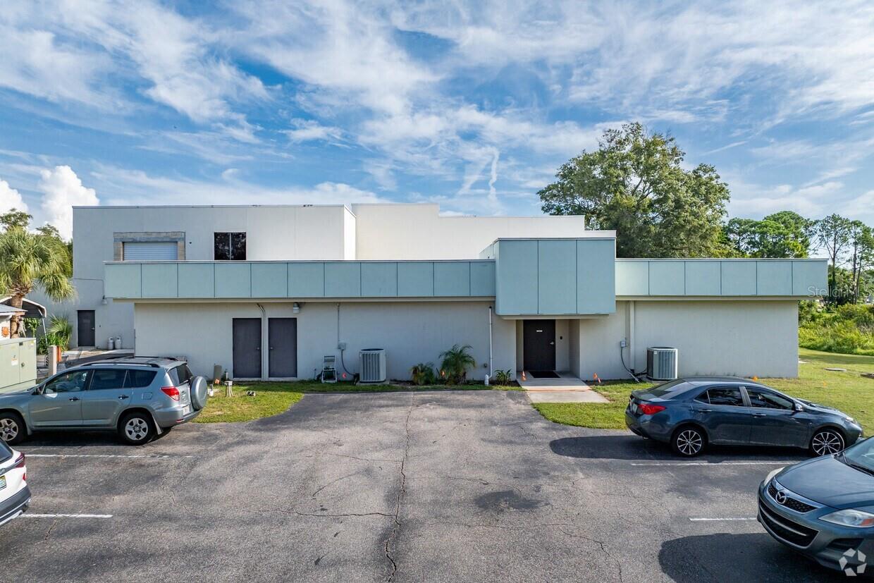TAMPA & TARPON SPGS LAND CO - Commercial Sale