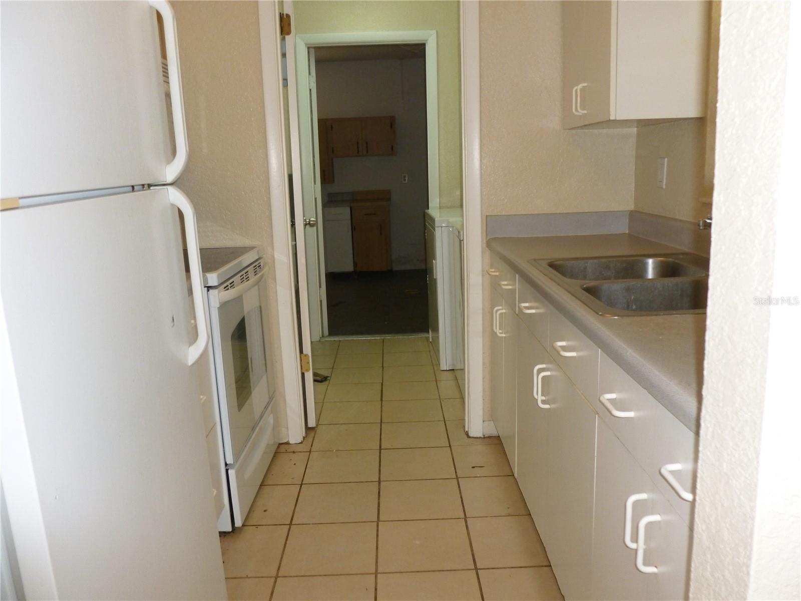 SPRING HILL - Residential Lease
