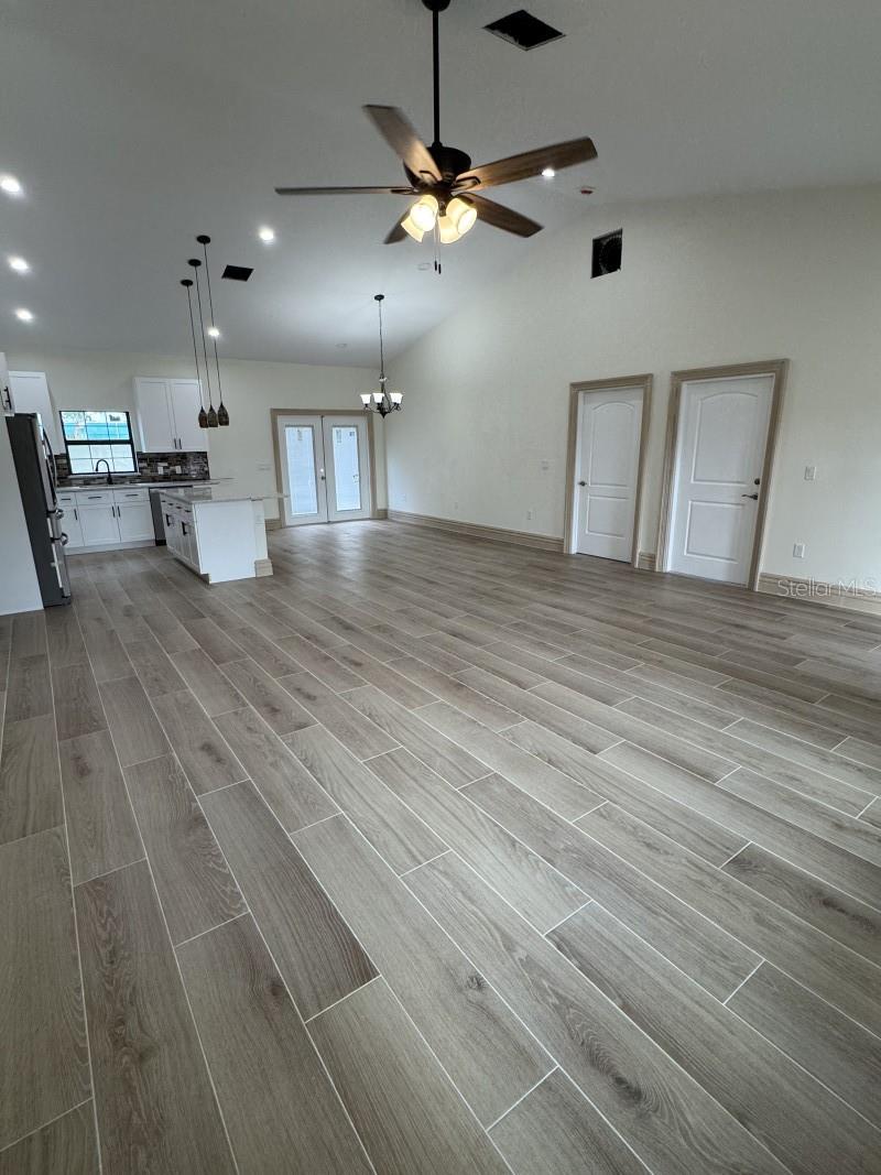 LEGACY COURT - Residential