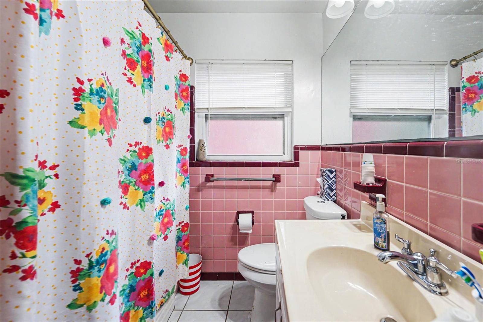 SKY CREST UNIT 1 - Residential