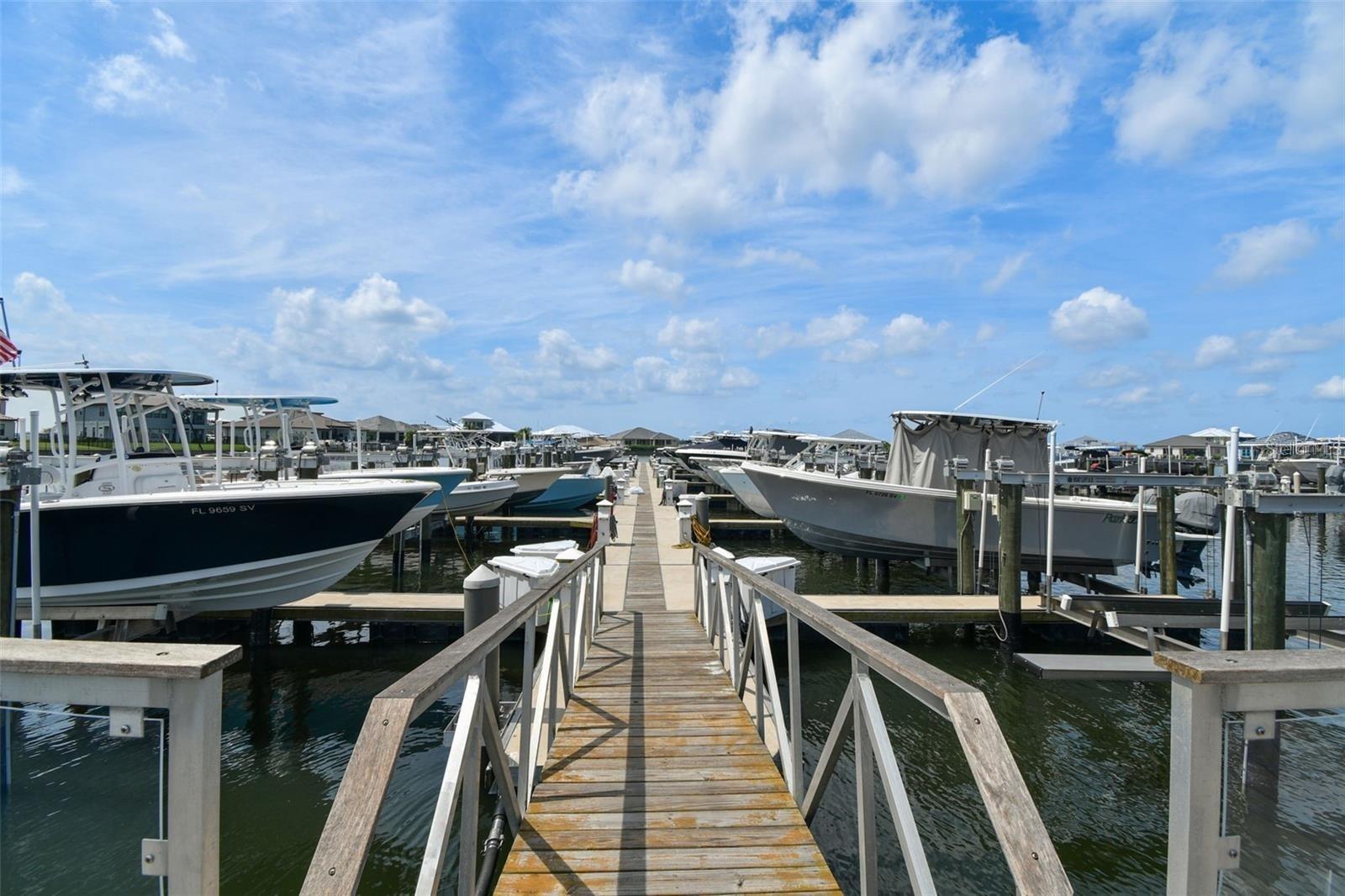 SANCTUARY COVE - Residential