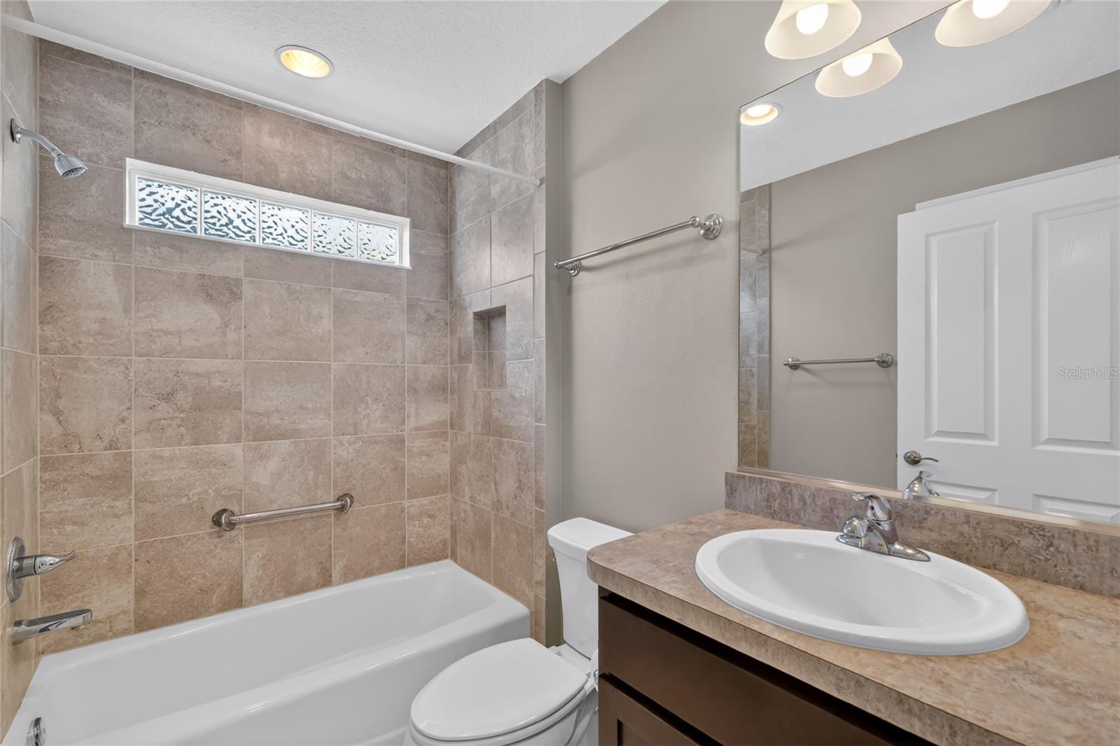 OXFORD OAKS PH 1 - Residential