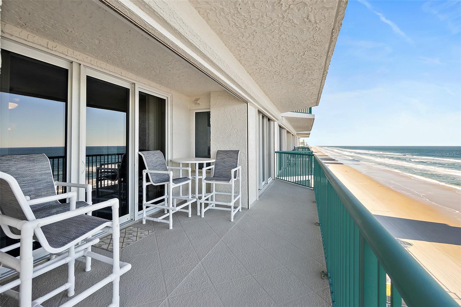 TOWERS GRANDE CONDO - Residential