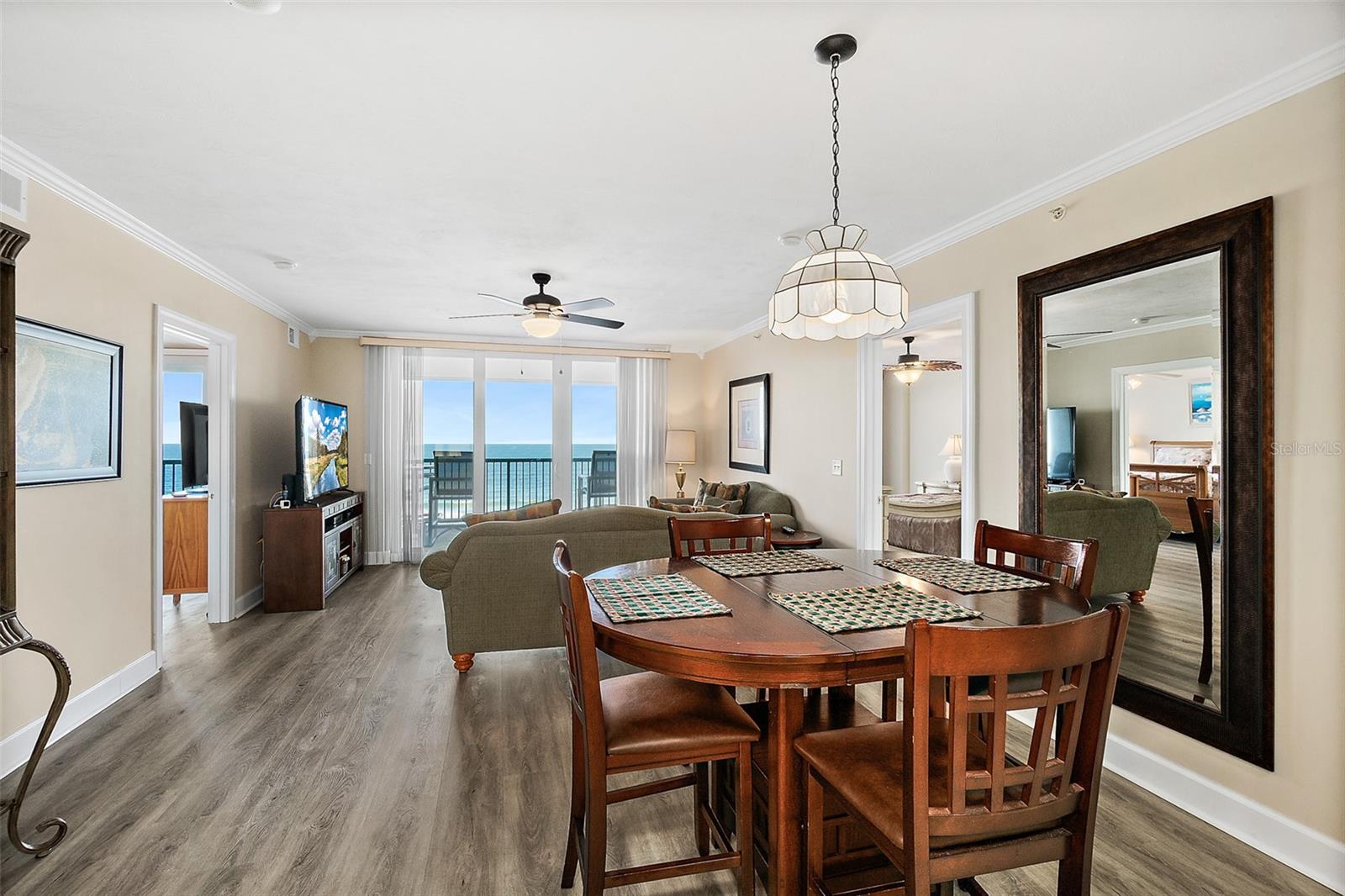 TOWERS GRANDE CONDO - Residential