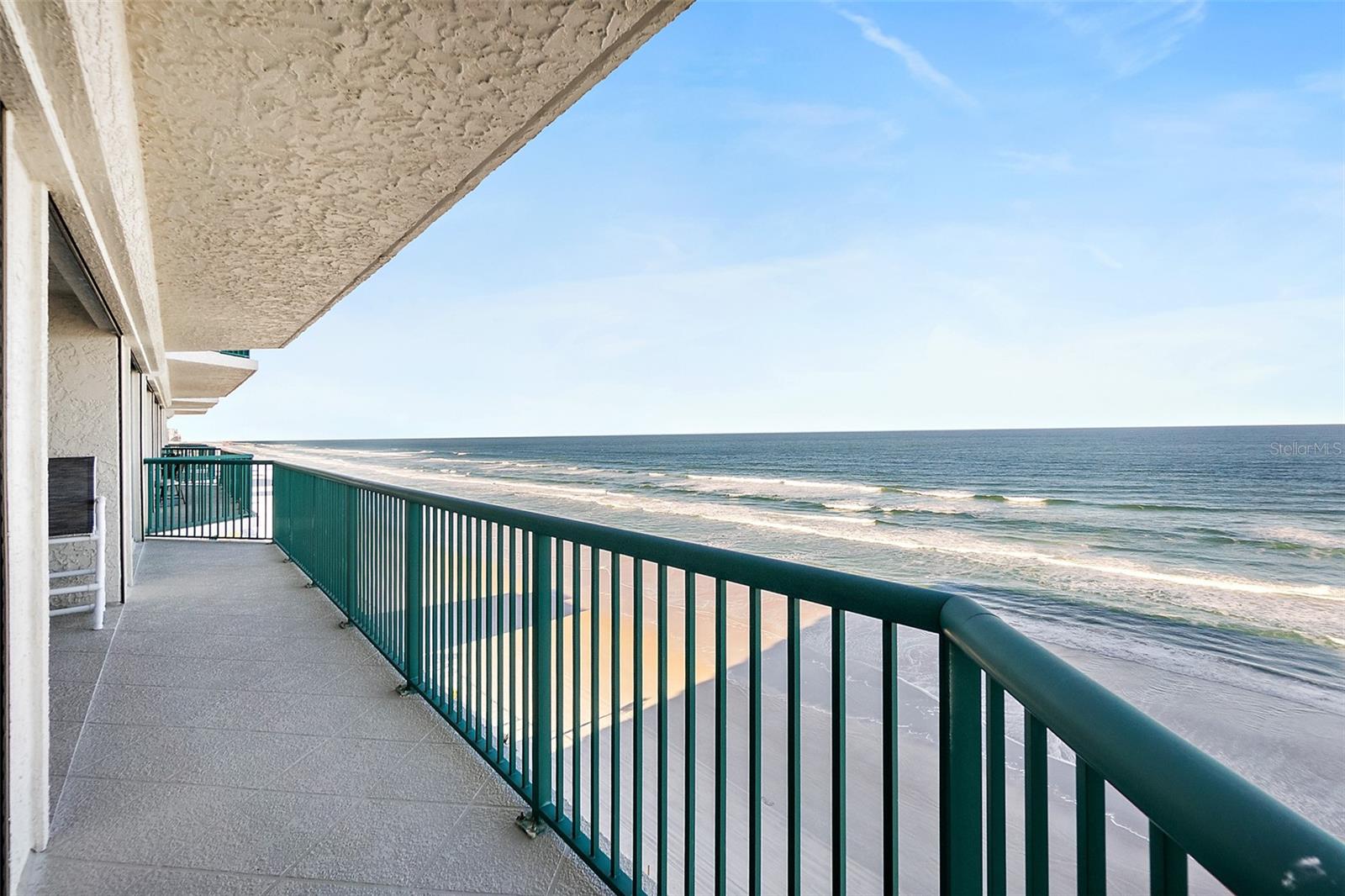TOWERS GRANDE CONDO - Residential