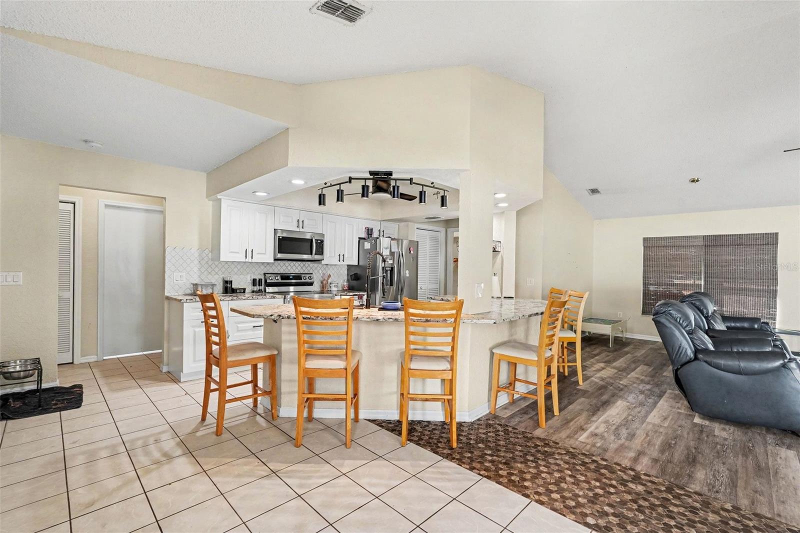 SPRING HILL UNIT 16 - Residential