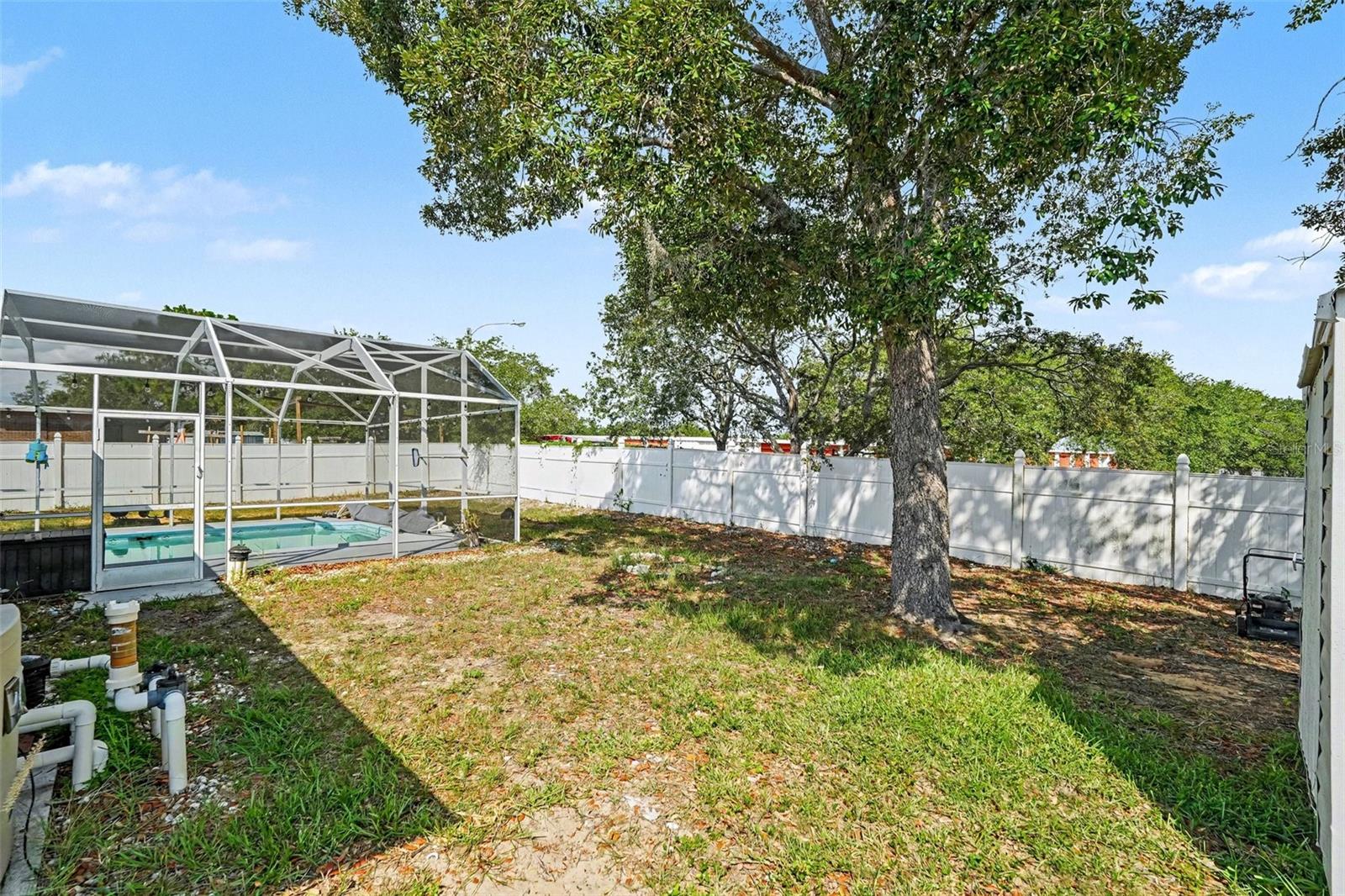 SPRING HILL UNIT 16 - Residential
