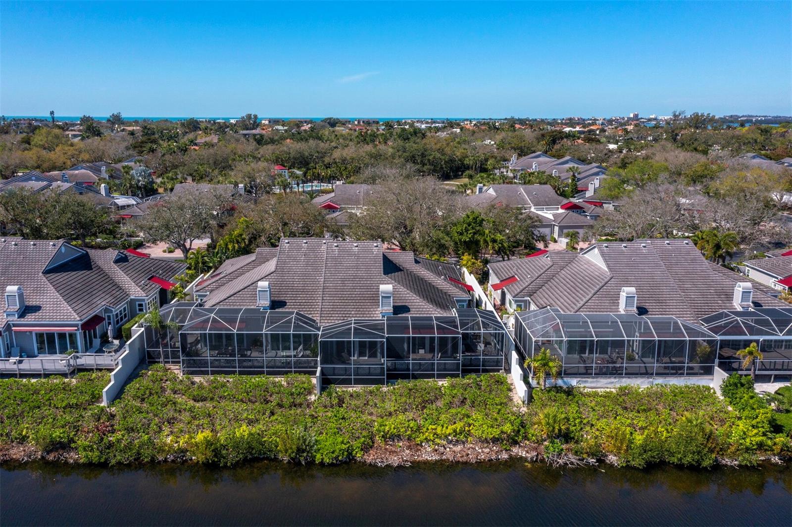 WINDING OAKS - Residential