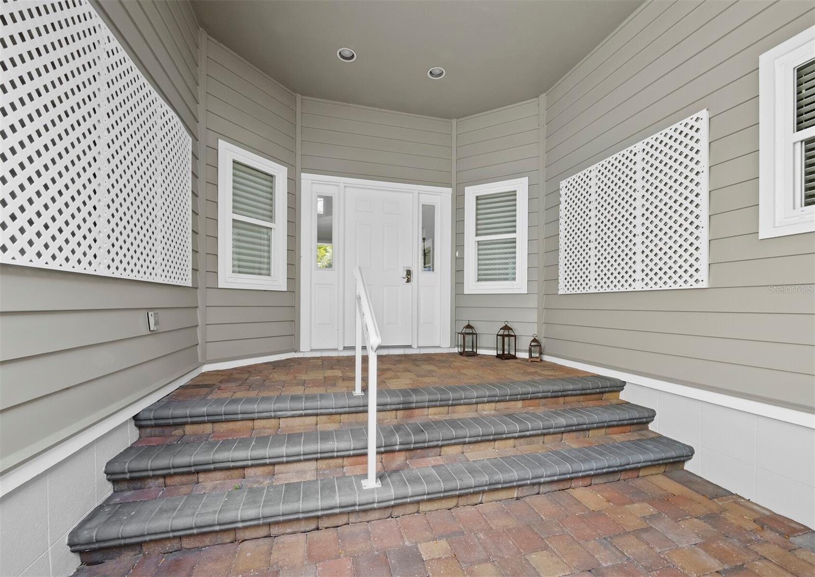 WINDING OAKS - Residential