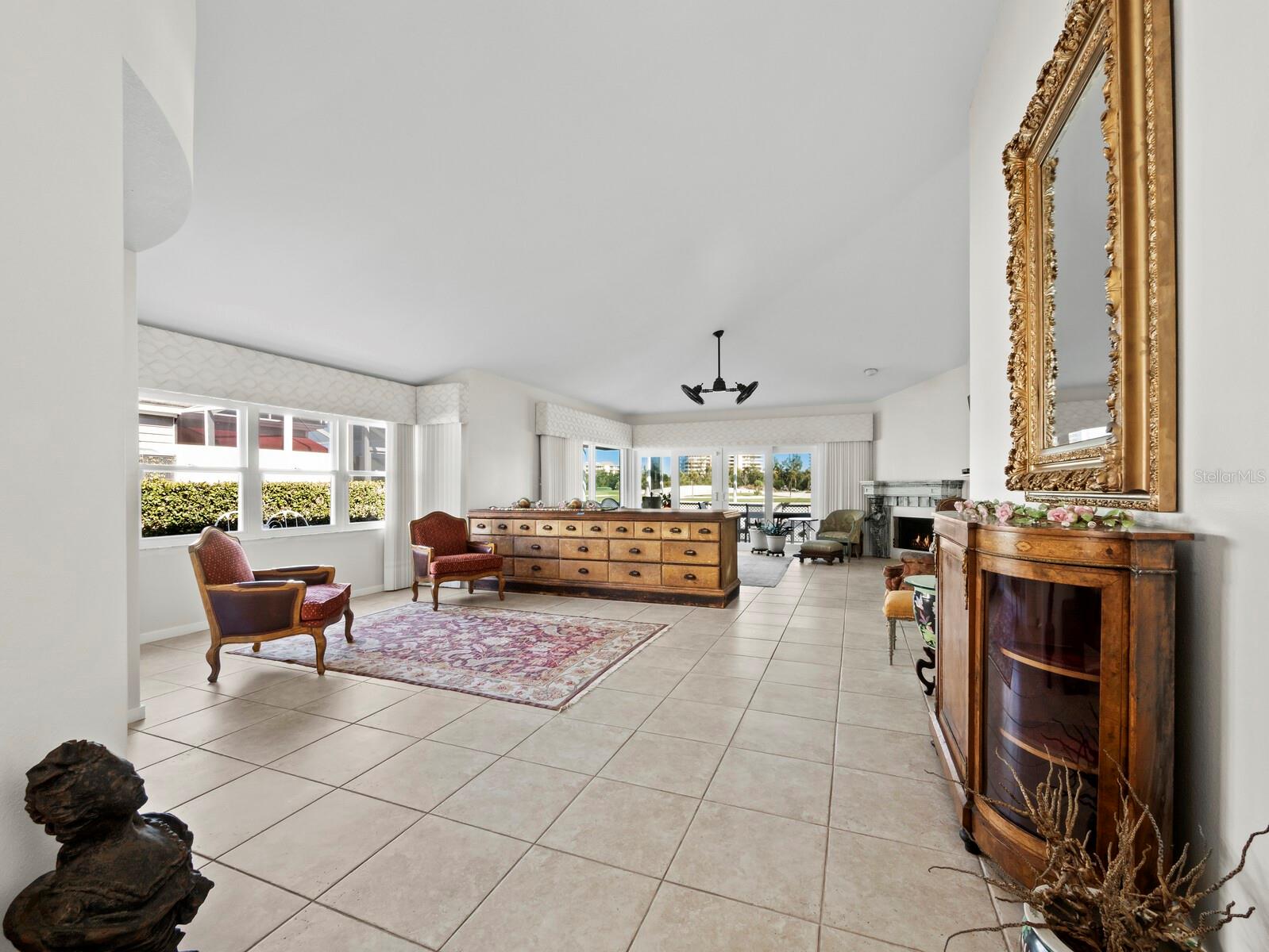 WINDING OAKS - Residential