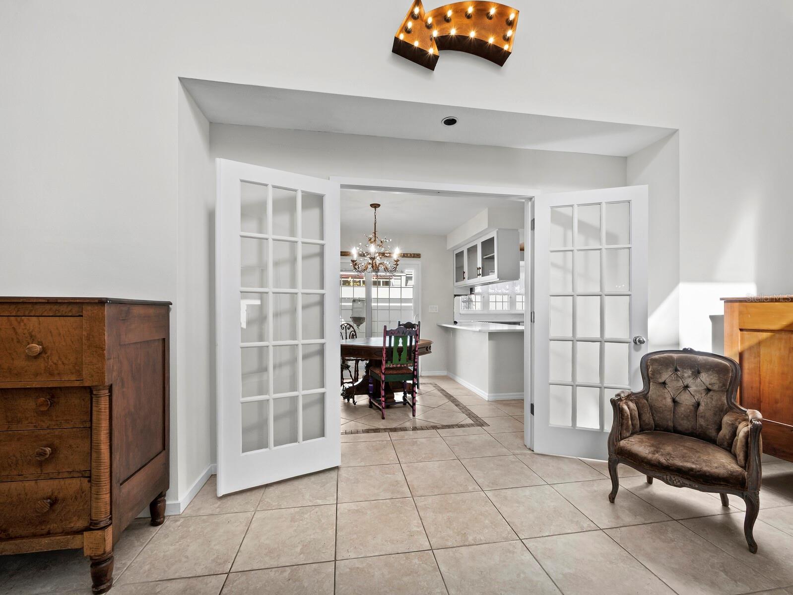 WINDING OAKS - Residential