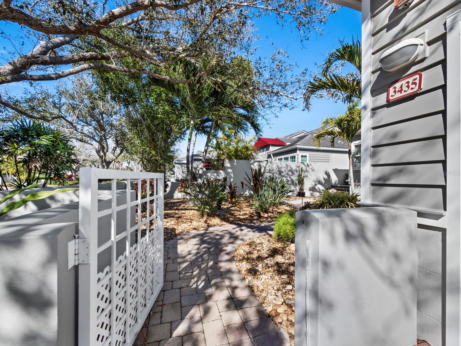WINDING OAKS - Residential