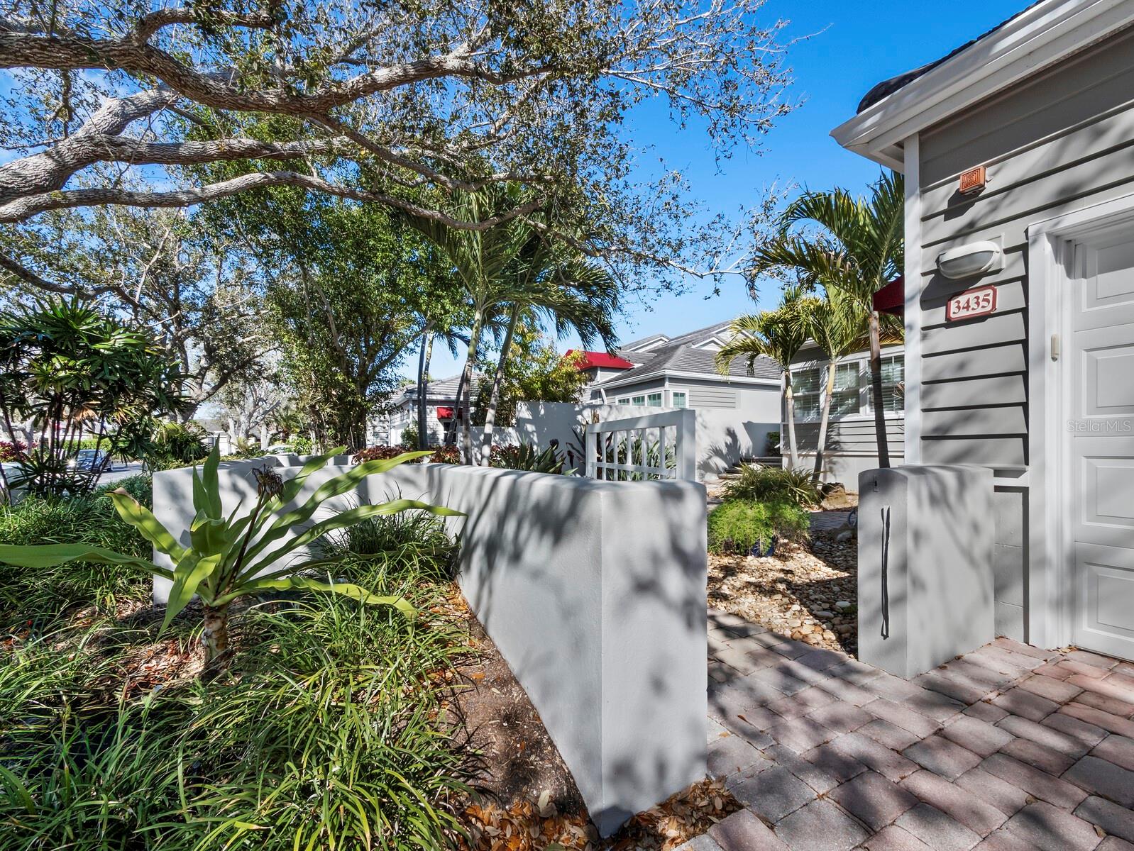 WINDING OAKS - Residential