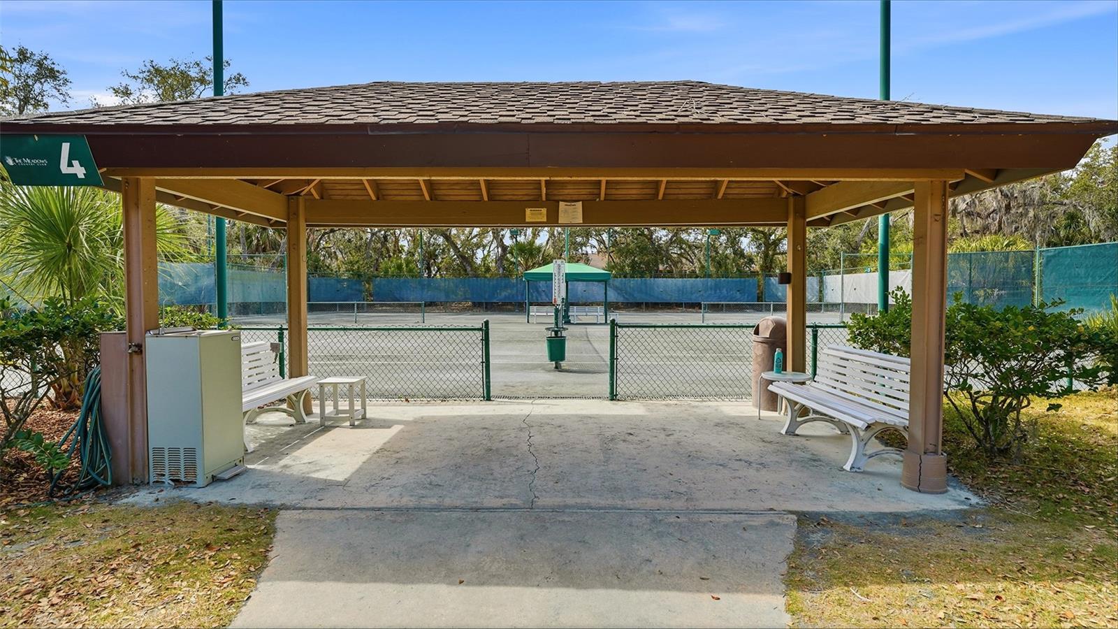 WILLOW LINKS - Residential