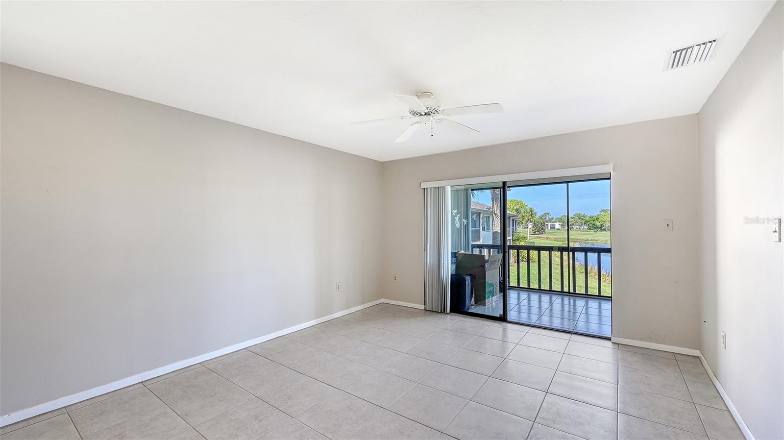 WILLOW LINKS - Residential