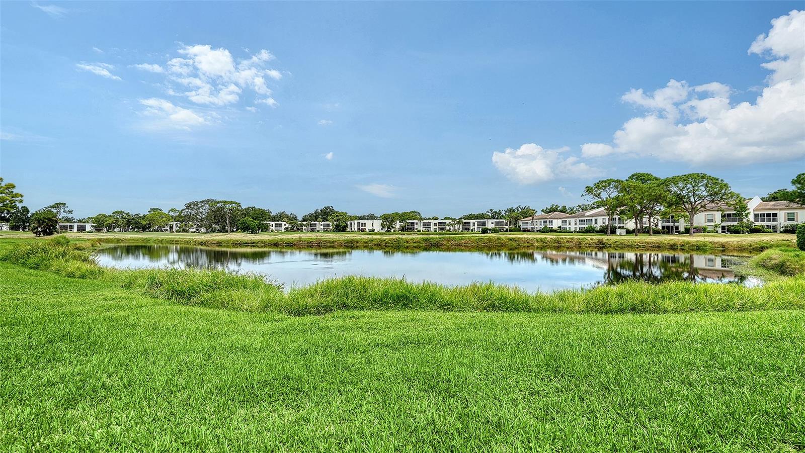 WILLOW LINKS - Residential