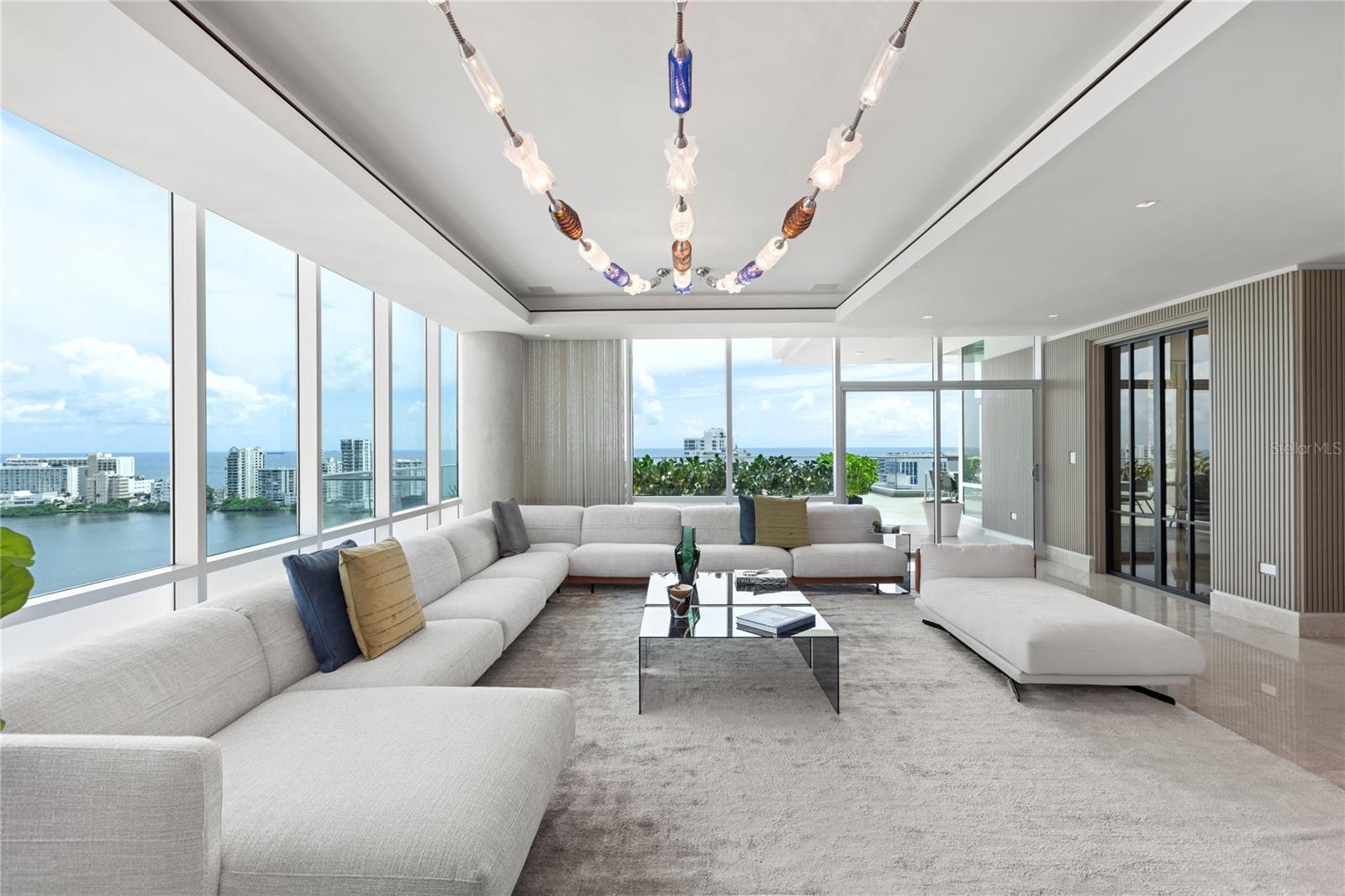 COSMOPOLITAN - Residential