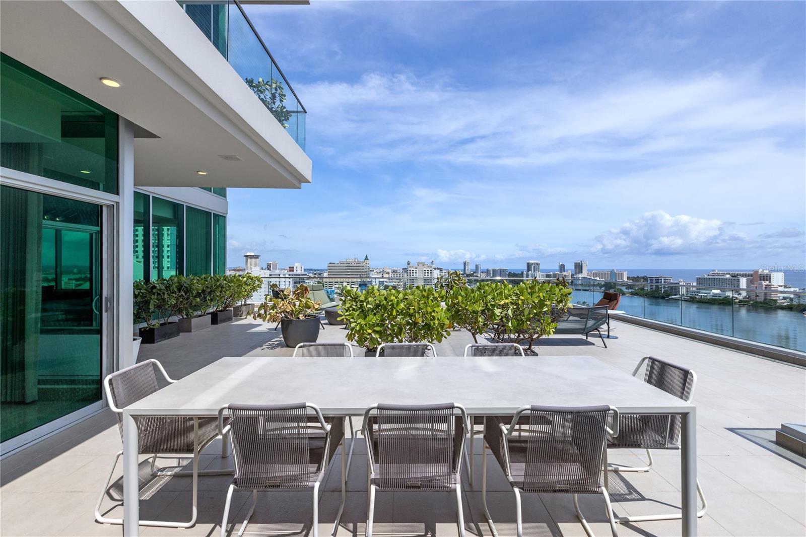 COSMOPOLITAN - Residential