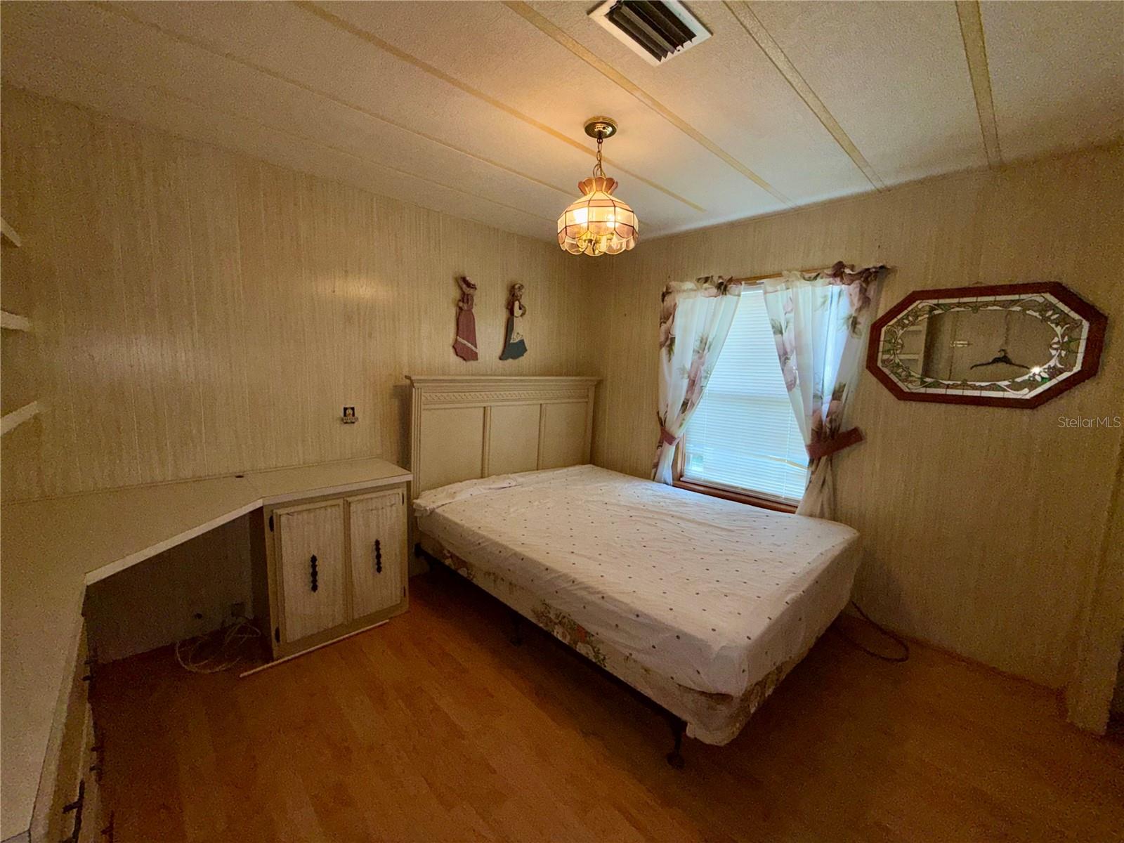GOLDEN GATE MOBILE HOME PARK UNREC - Residential