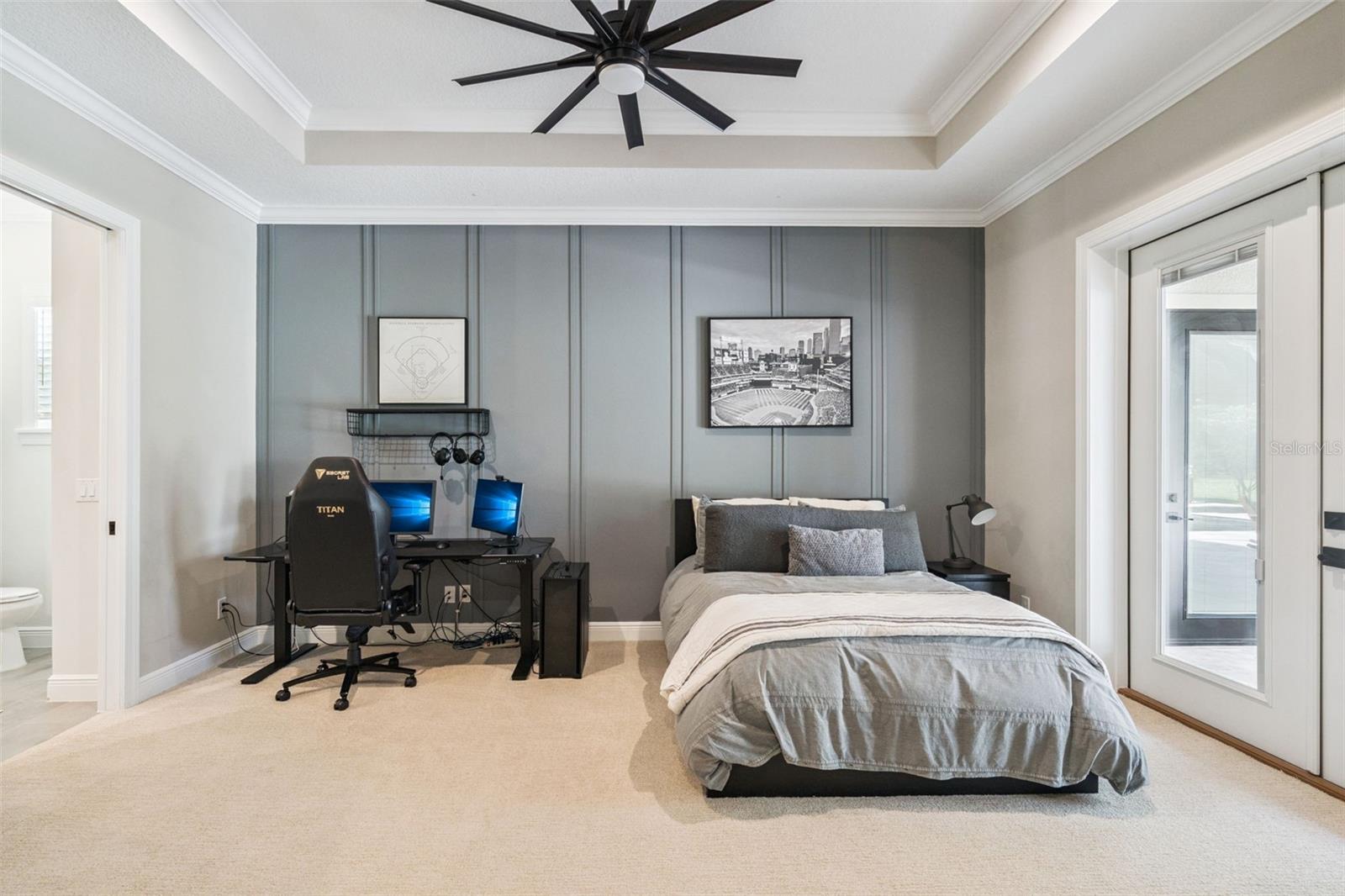 WOLFHEAD RDG - Residential