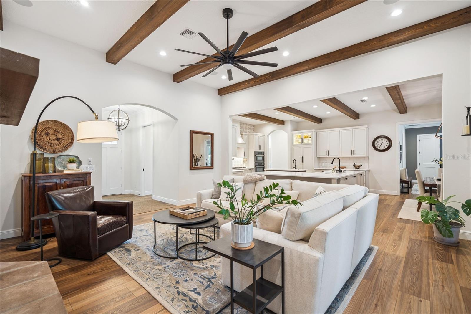 WOLFHEAD RDG - Residential