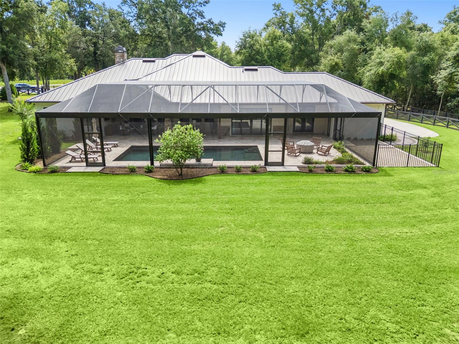 WOLFHEAD RDG - Residential