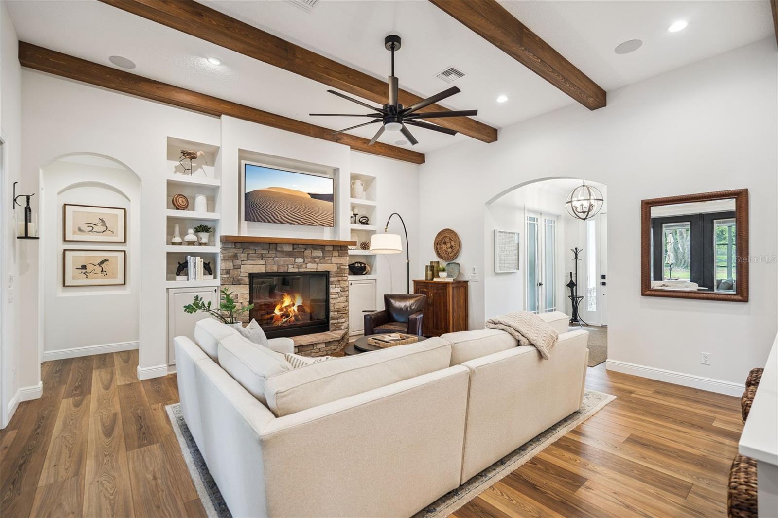 WOLFHEAD RDG - Residential