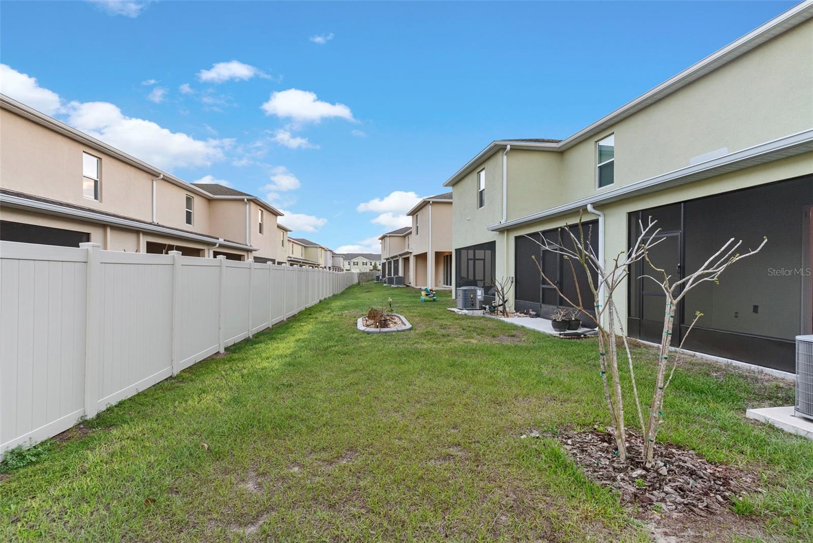 VENEZIA TWNHS - Residential