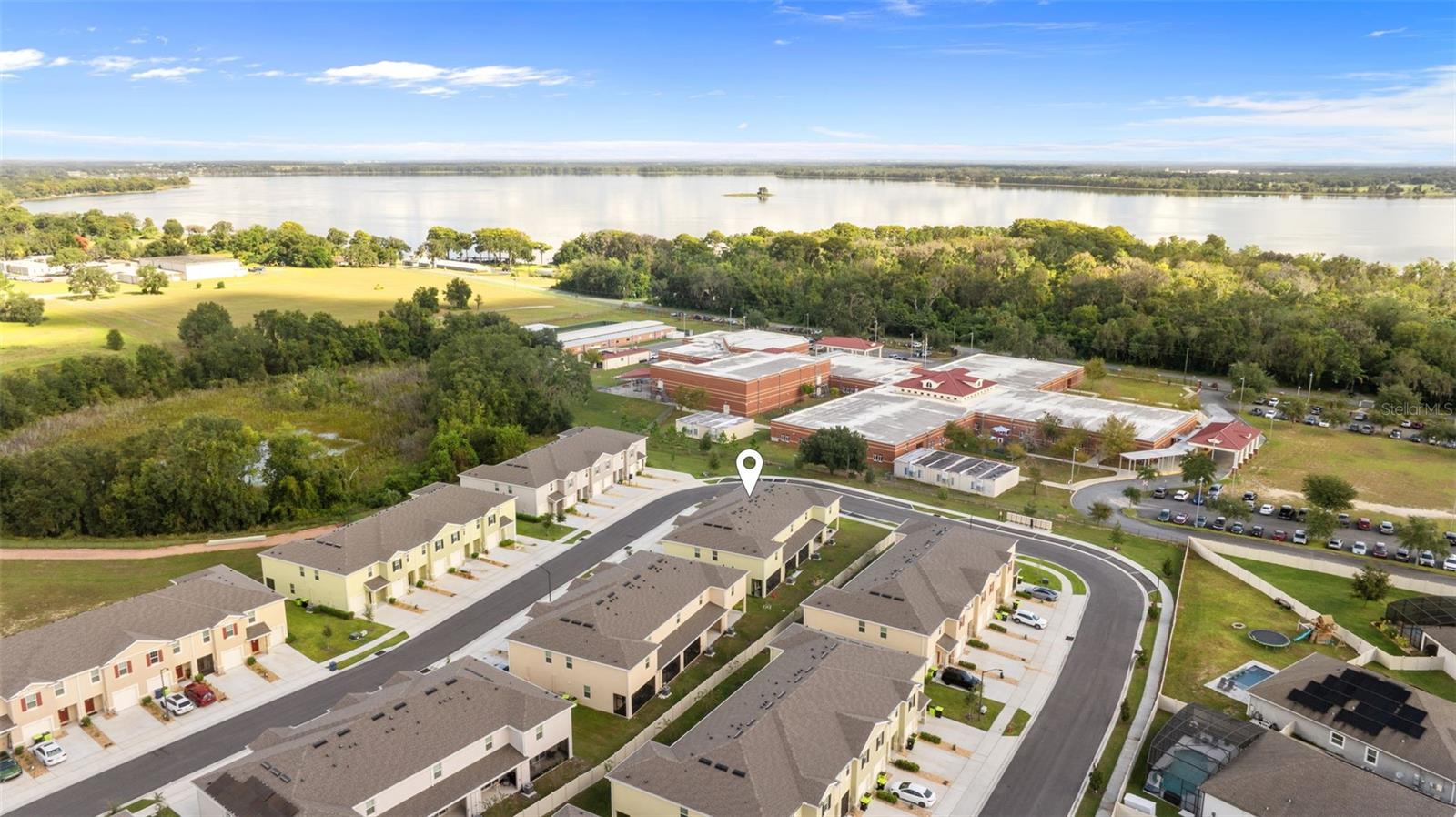 VENEZIA TWNHS - Residential