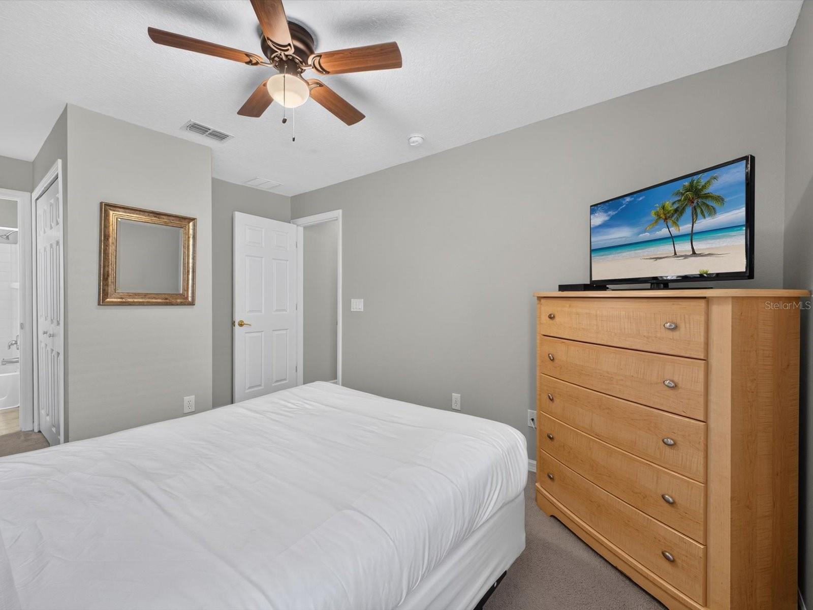 AVIANA PH 01 - Residential