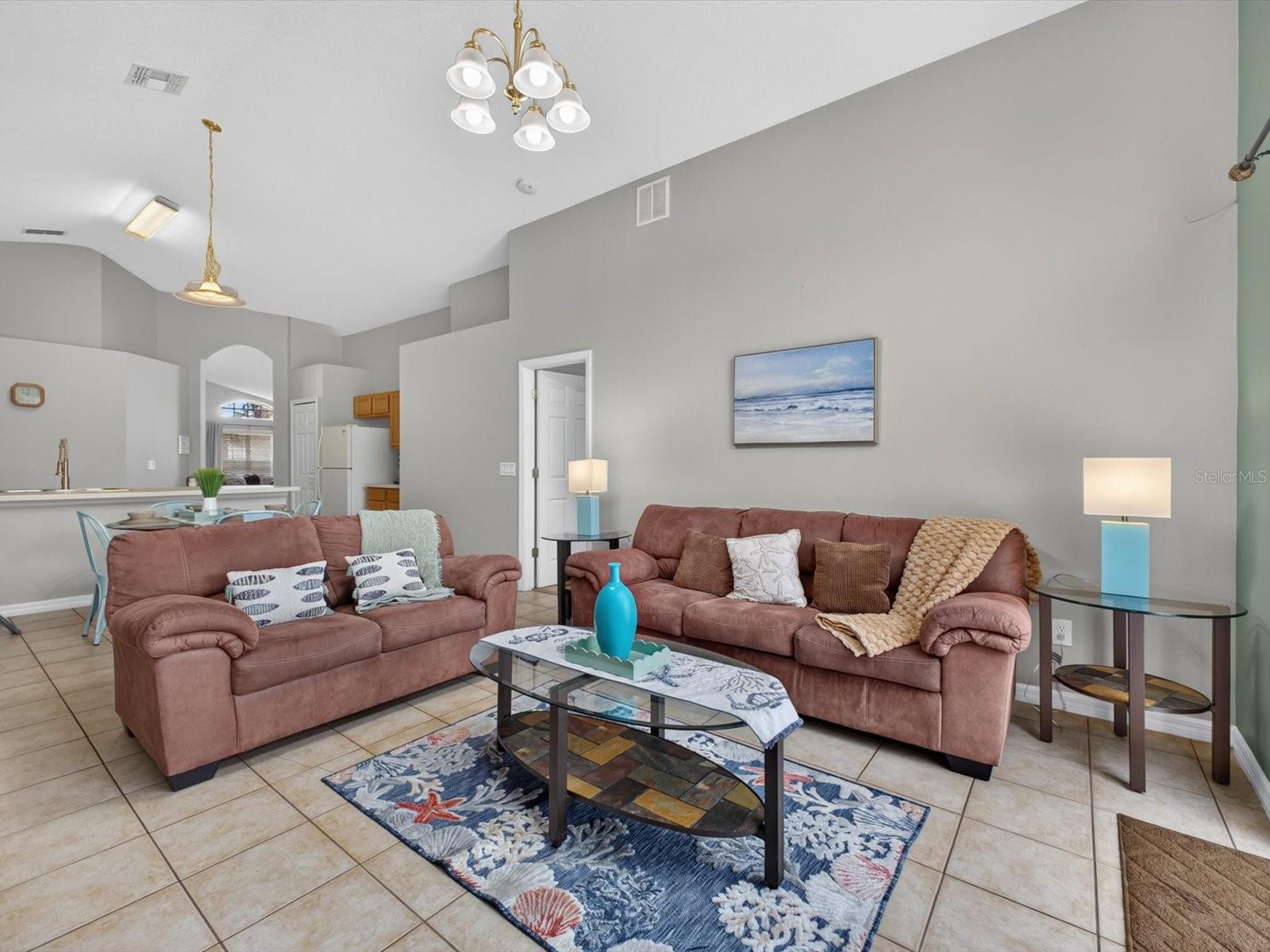 AVIANA PH 01 - Residential