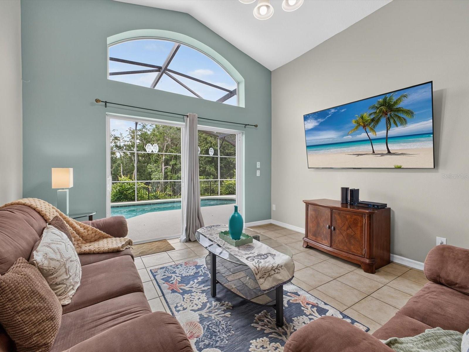 AVIANA PH 01 - Residential