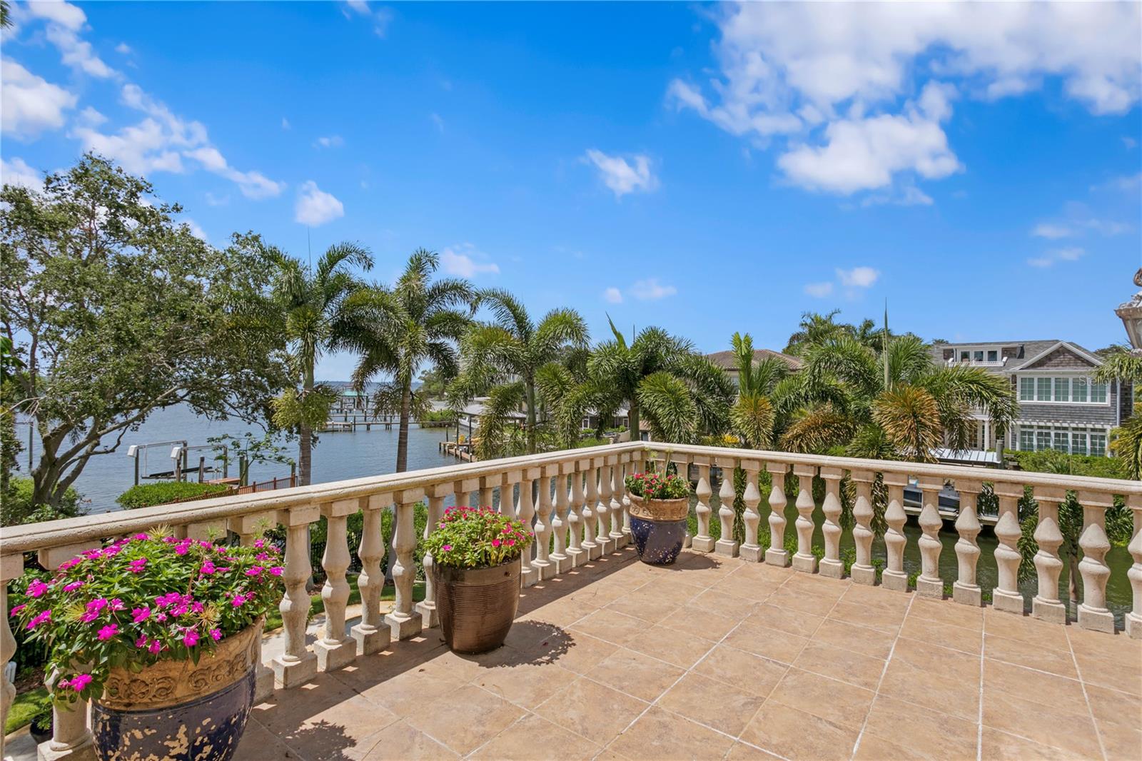 BAYSHORE ESTATES 3 - Residential
