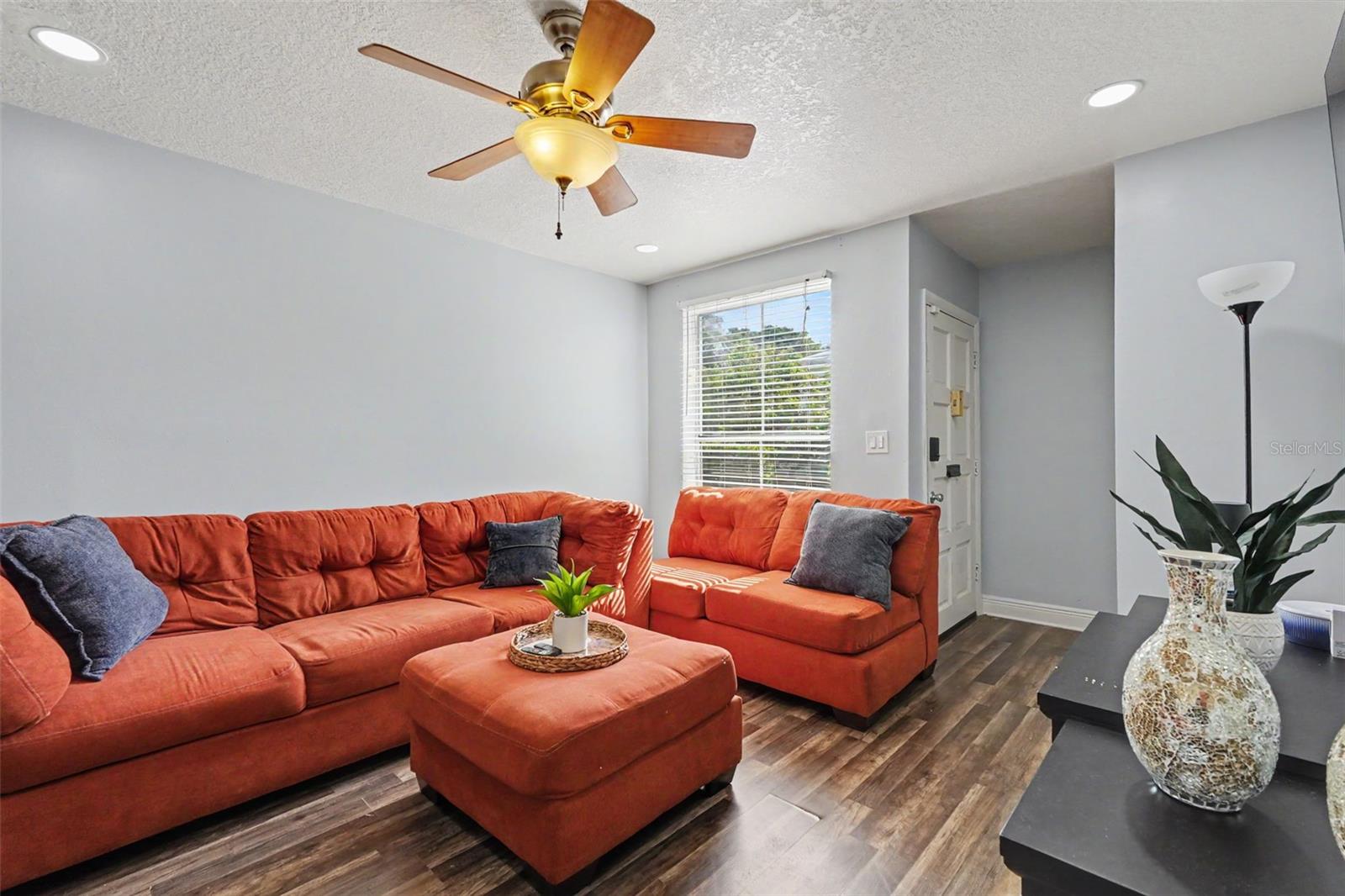 TAMPA VILLAS SOUTH UNIT 1 - Residential
