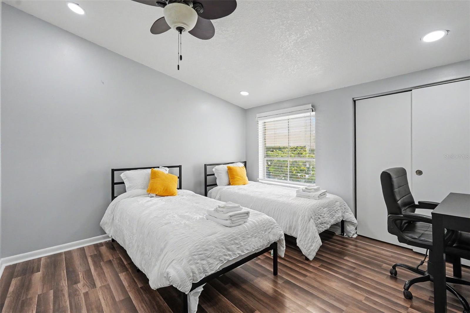 TAMPA VILLAS SOUTH UNIT 1 - Residential