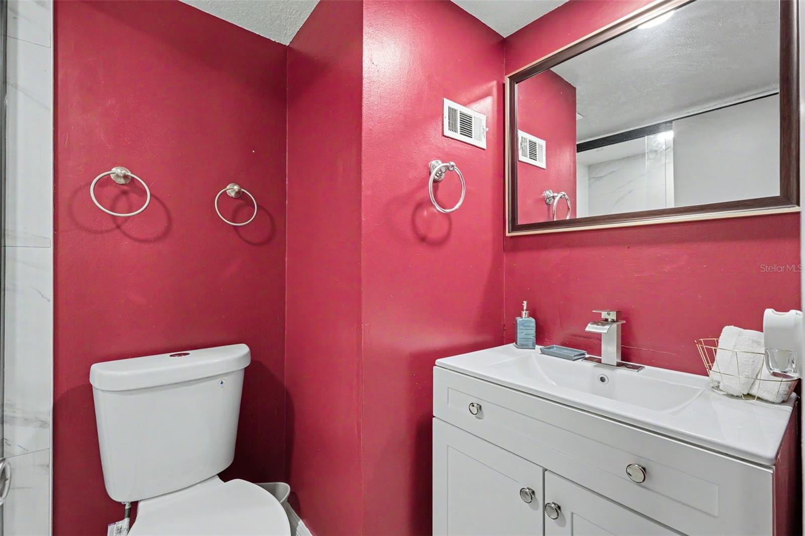 TAMPA VILLAS SOUTH UNIT 1 - Residential