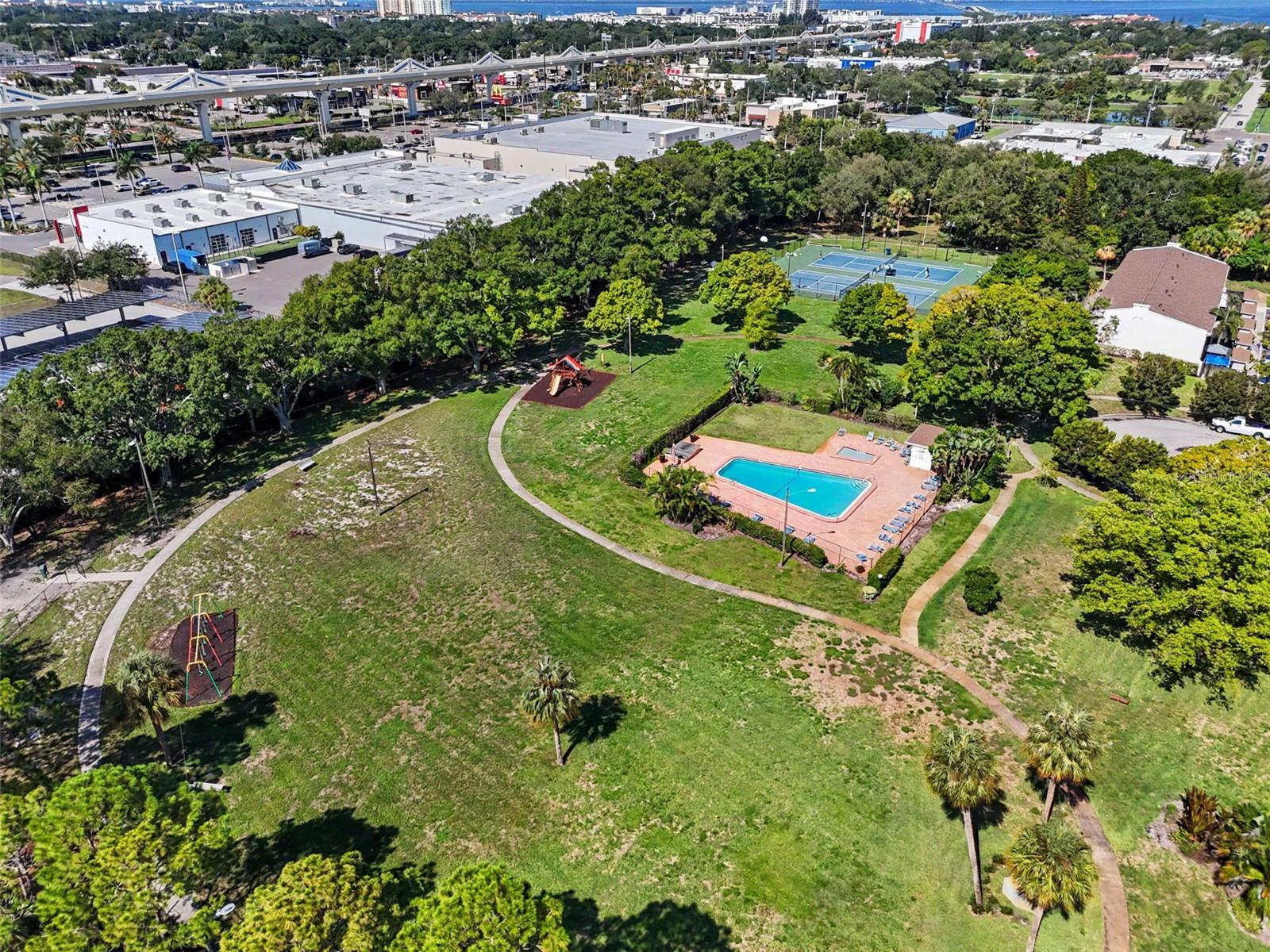 TAMPA VILLAS SOUTH UNIT 1 - Residential