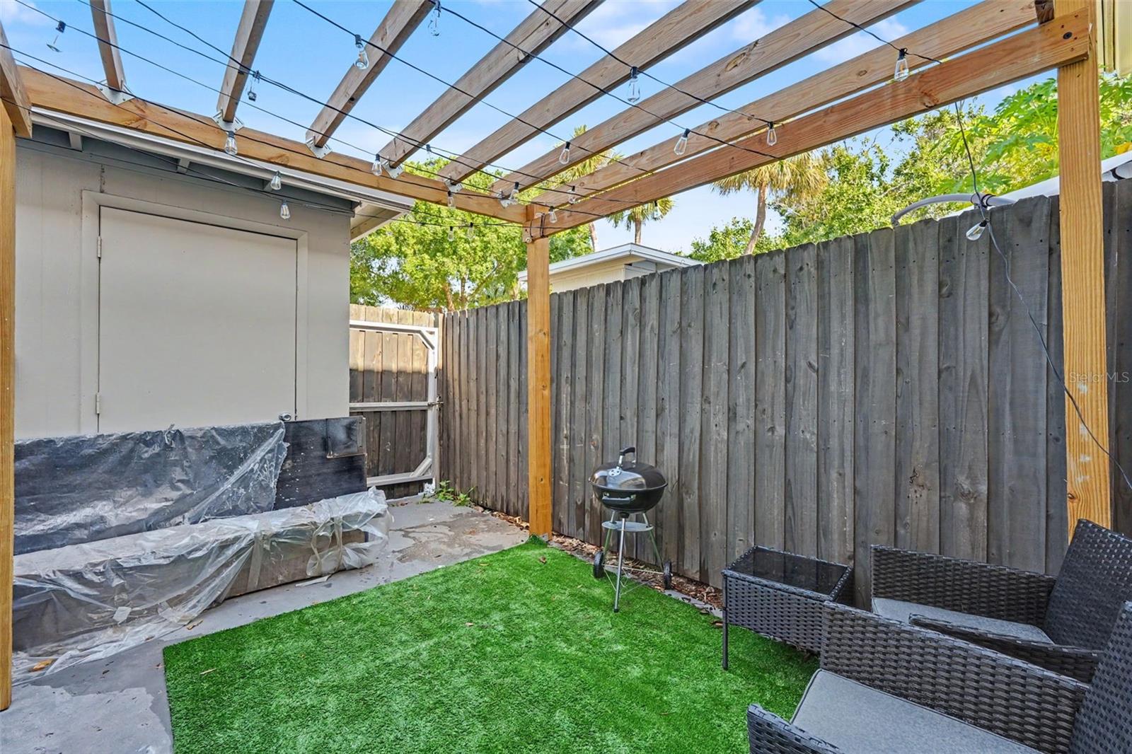 TAMPA VILLAS SOUTH UNIT 1 - Residential