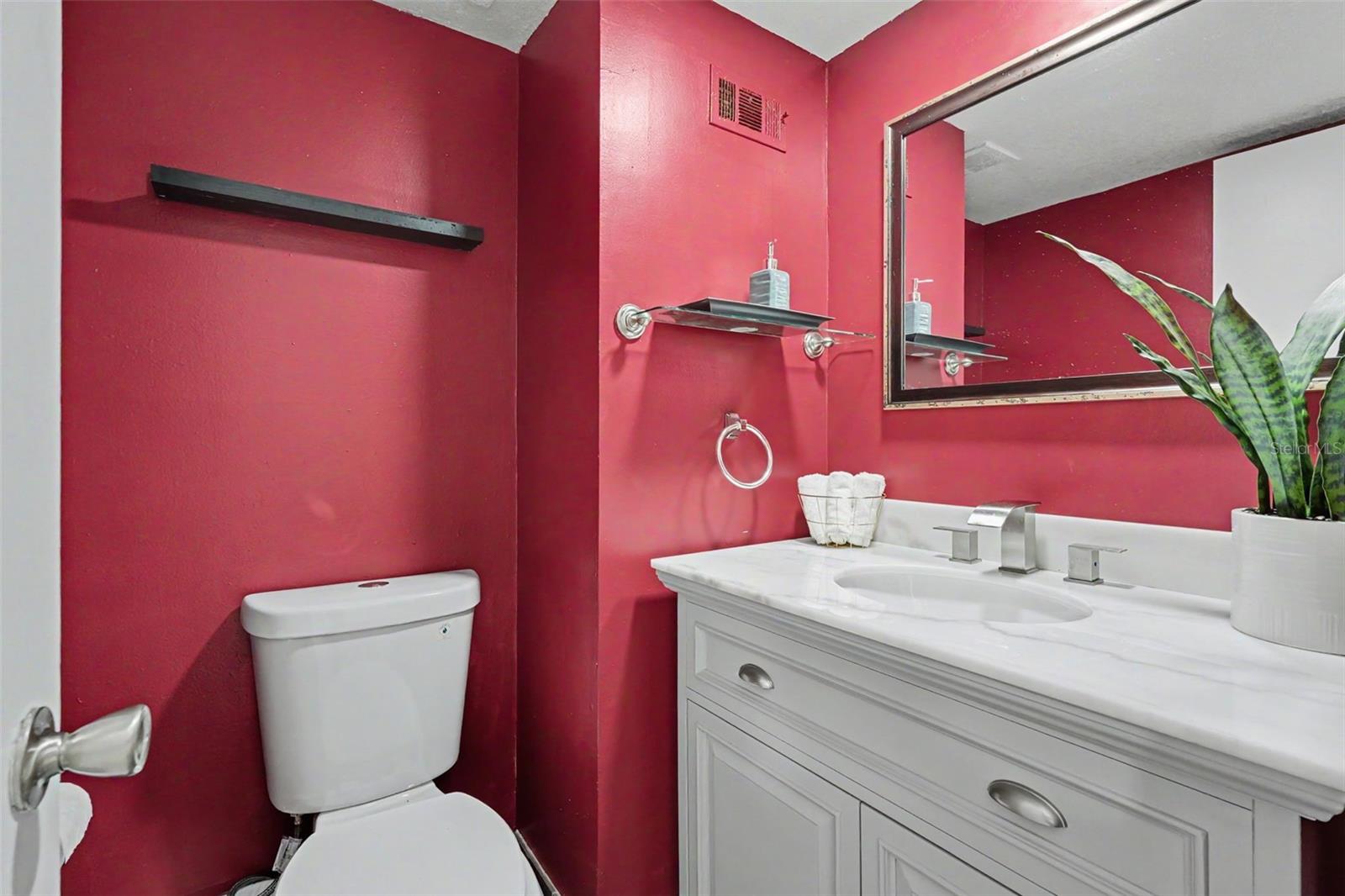 TAMPA VILLAS SOUTH UNIT 1 - Residential