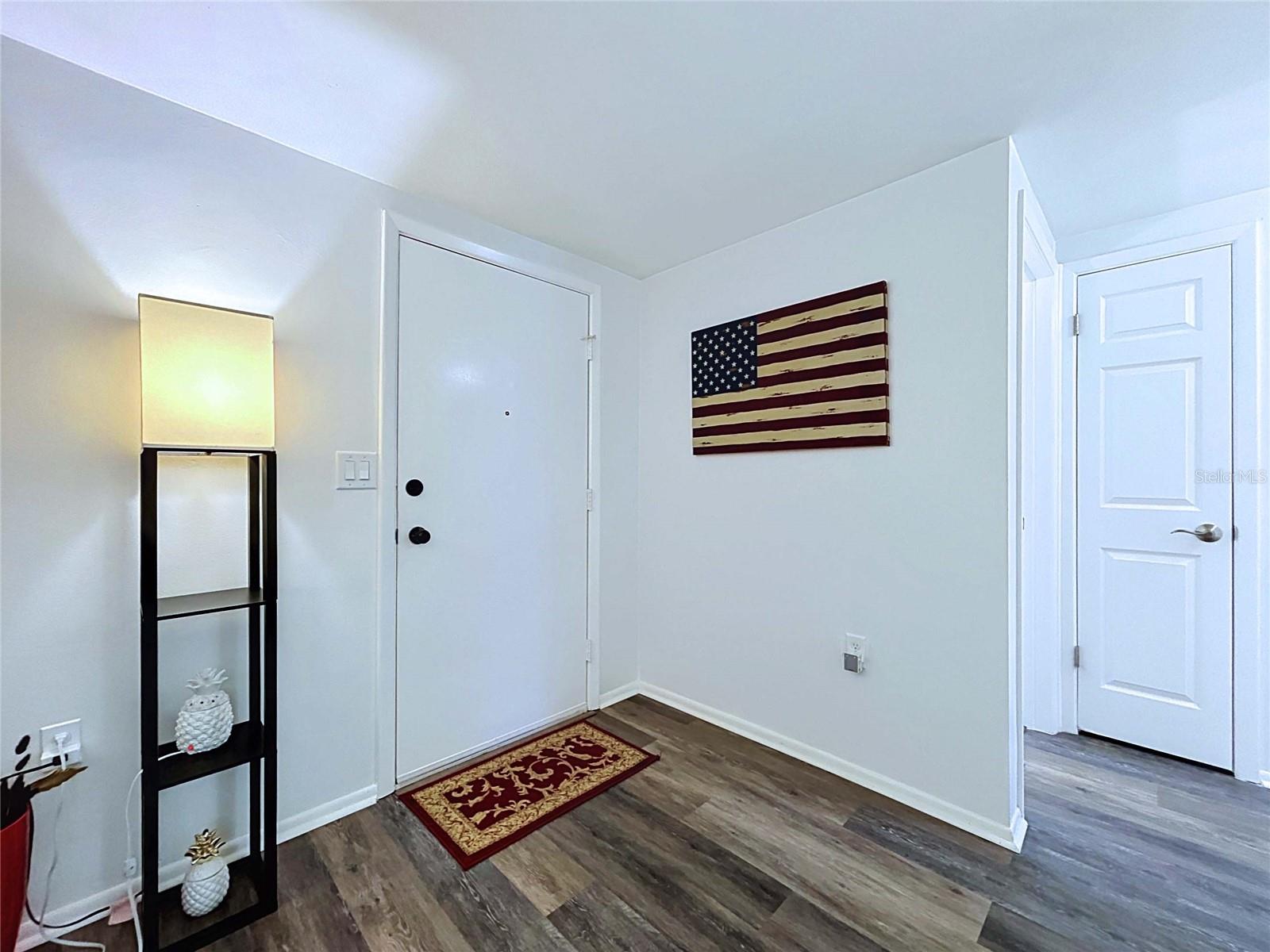 COLONIAL HILLS - Residential