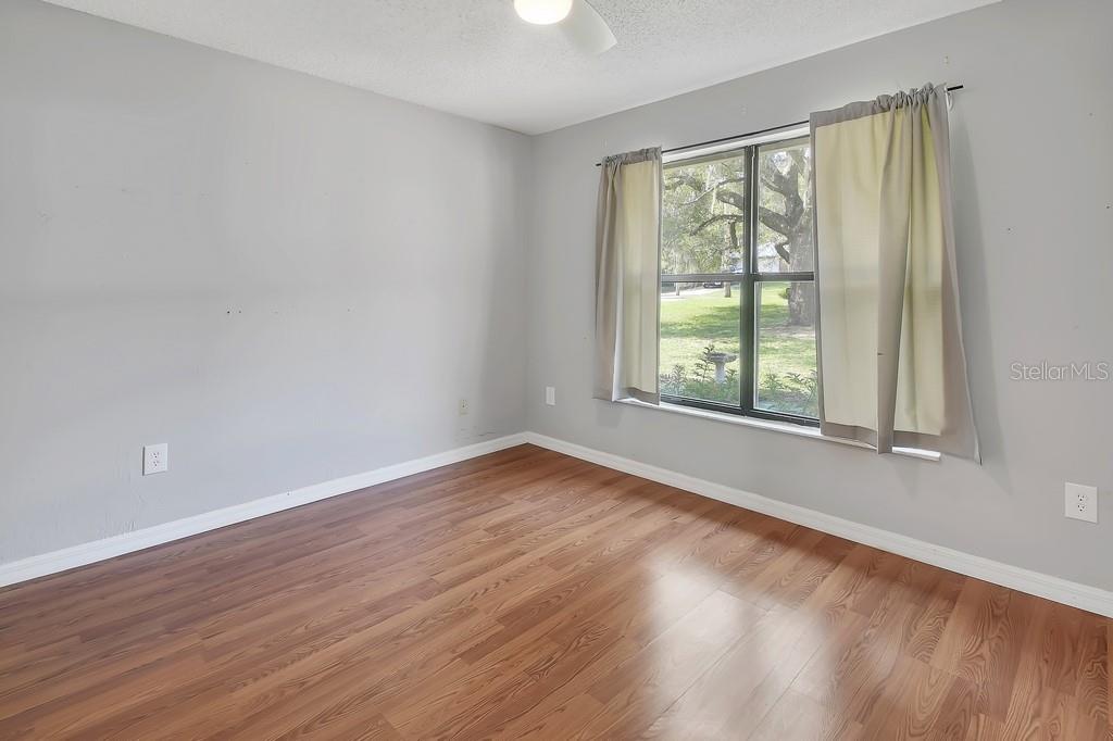 BURWYN PARK - Residential