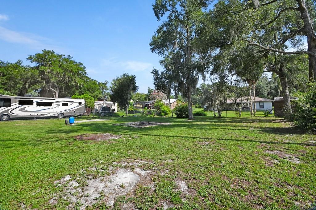 BURWYN PARK - Residential