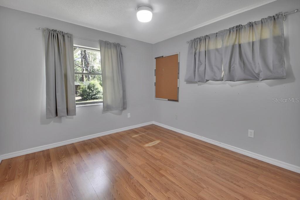 BURWYN PARK - Residential