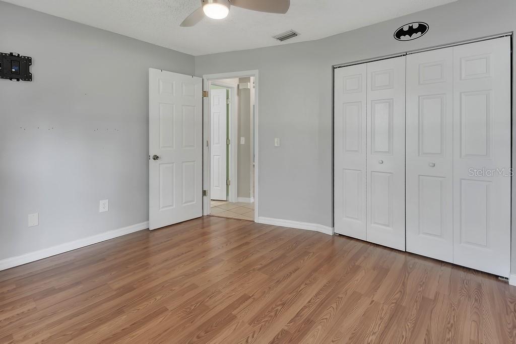 BURWYN PARK - Residential